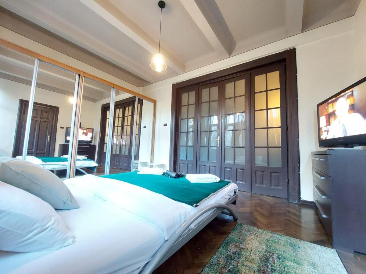 Sweet Dreams Suites Piata Romana Bukares Bagian luar foto